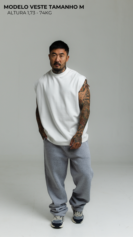 CONJUNTO CALÇA CINZA MESCLA E REGATA MACHÃO OFF WHITE