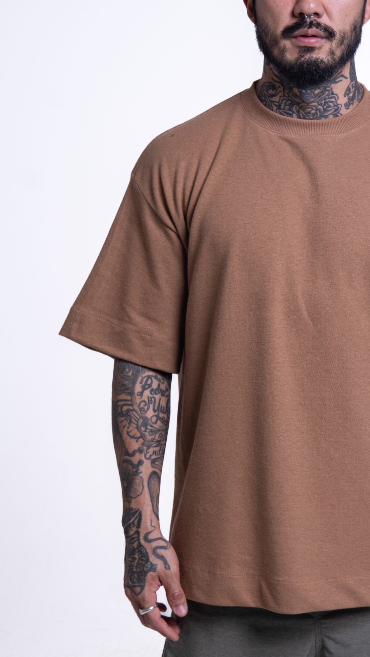 CAMISETA OVERSIZED CARAMEL