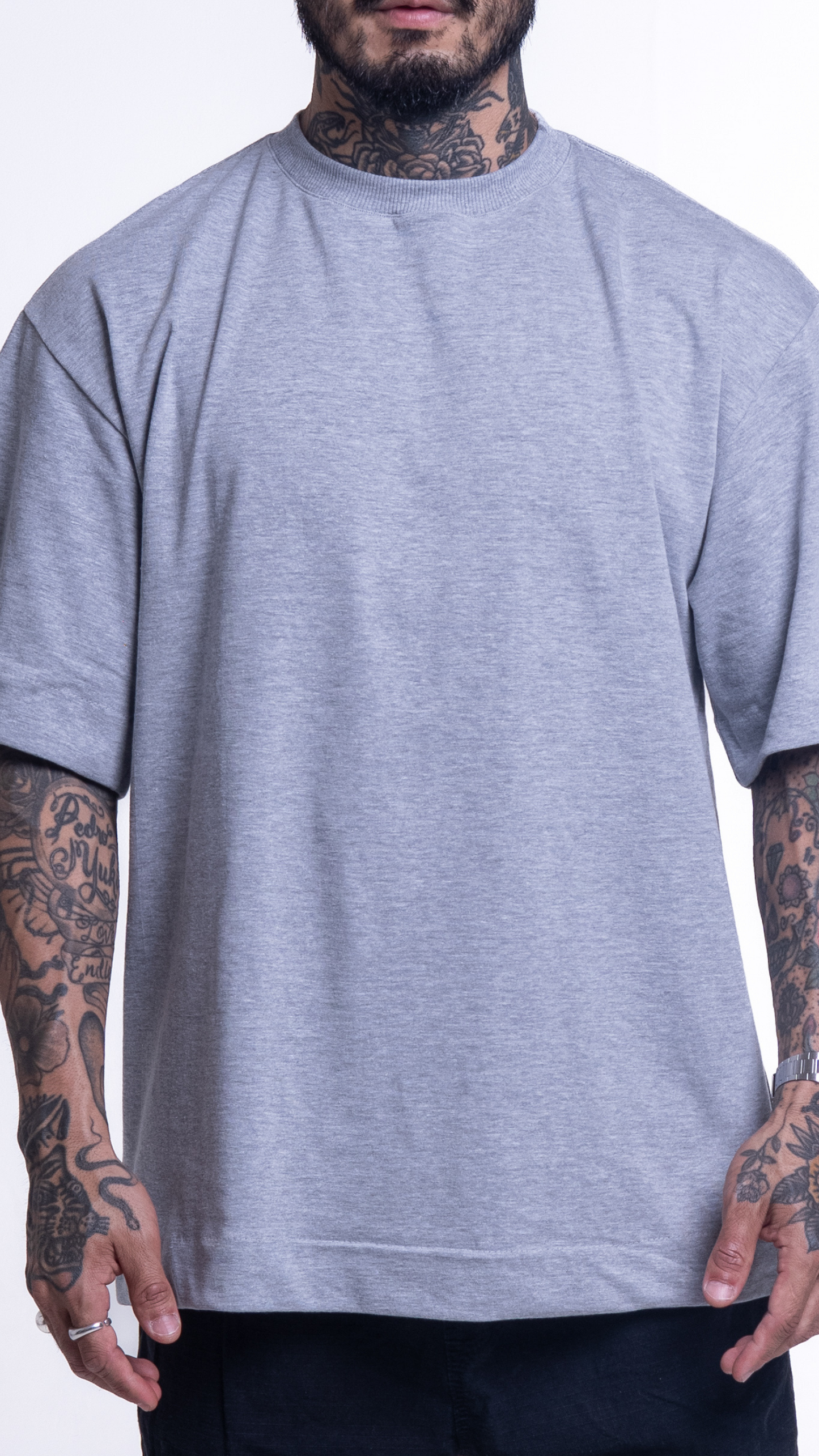 CAMISETA OVERSIZED CINZA ELEFANTE
