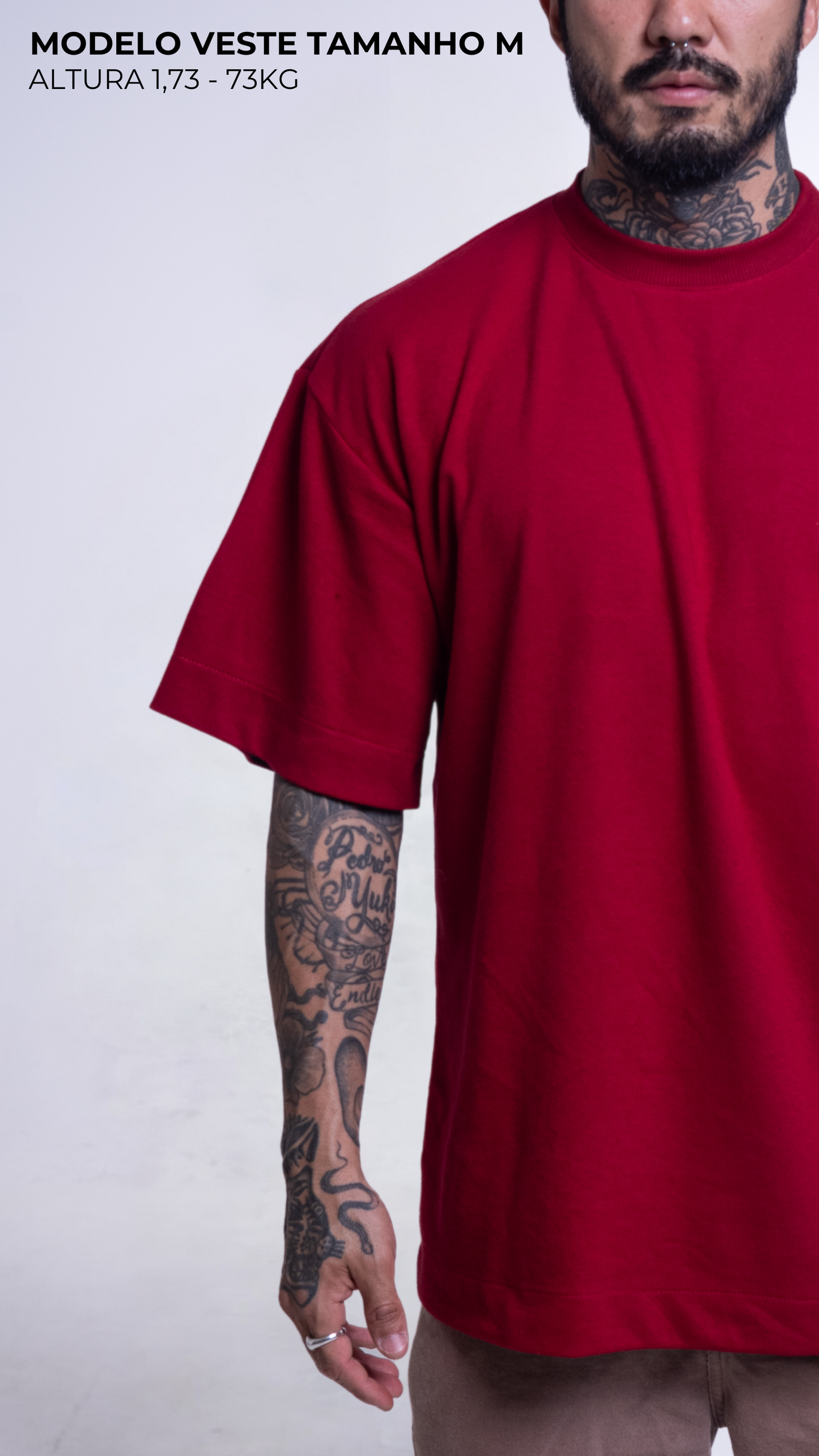 CAMISETA OVERSIZED VERMELHO RUBI