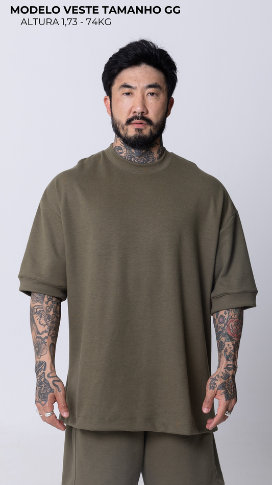 CAMISETA REGULAR FIT MOLETOM MANGA CURTA VERDE