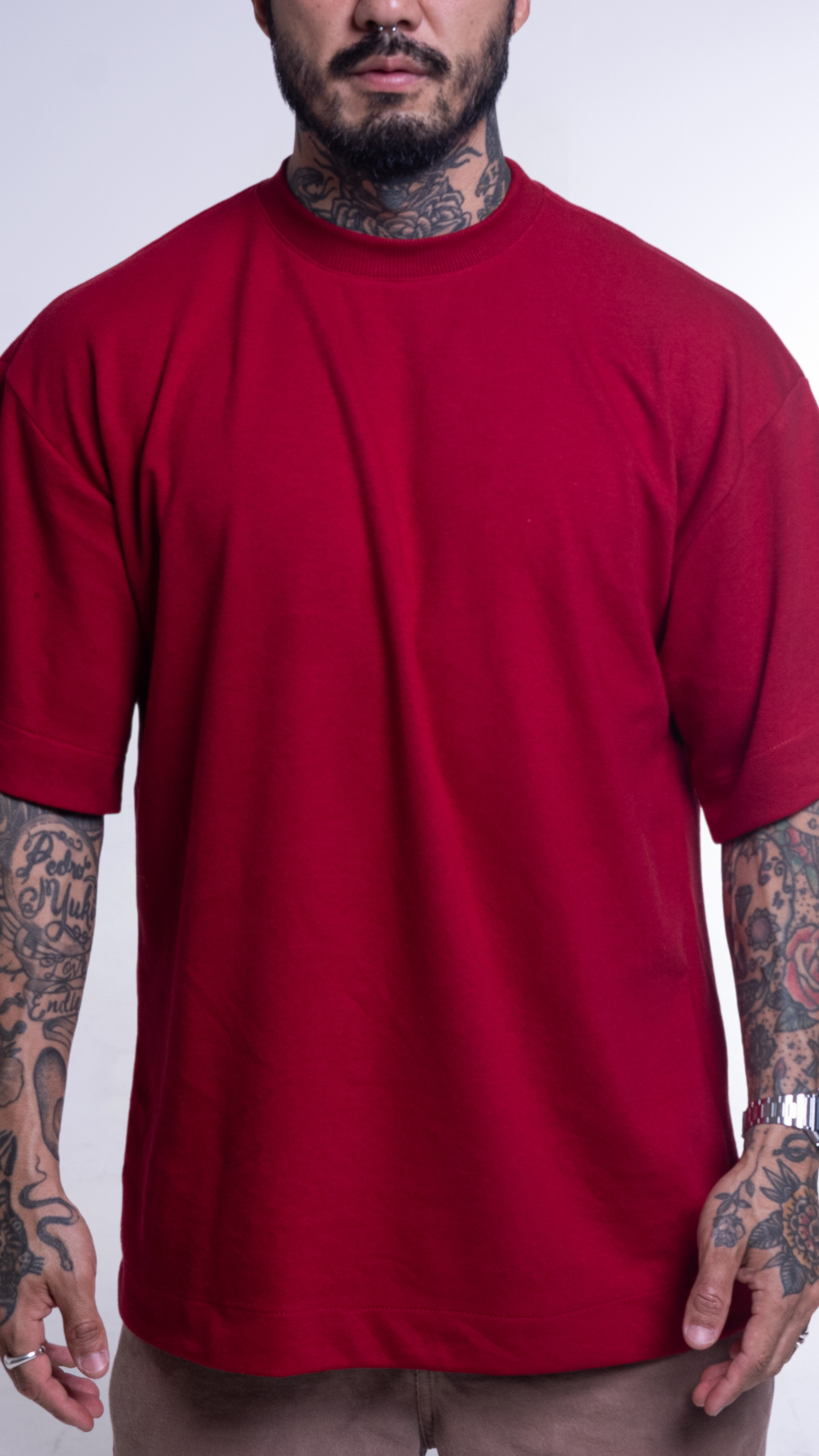 CAMISETA OVERSIZED VERMELHO RUBI