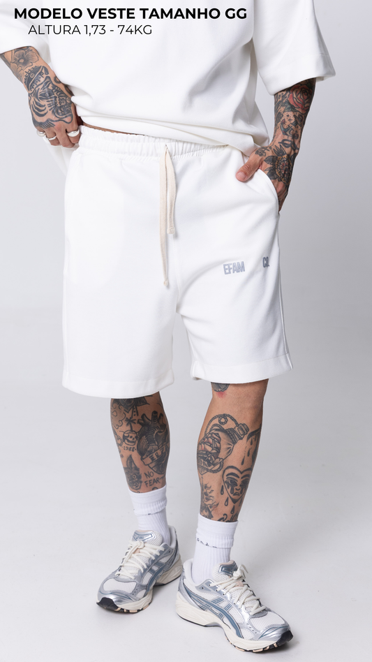 BERMUDA MOLETOM LISA OFF WHITE COM ELASTICO