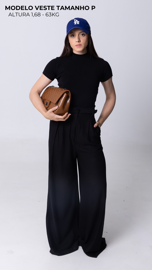 BABY LOOK MANGA CURTA CANELADA VISCOSE PRETA