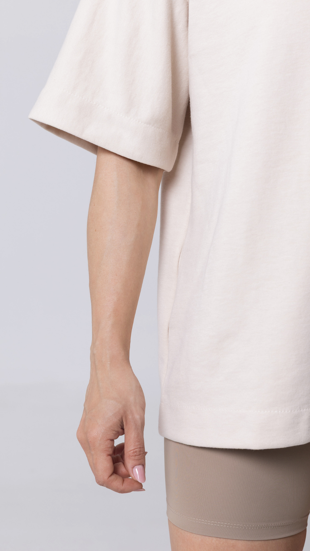 CAMISETA OVERSIZED MOLETOM CONTEMPORANY