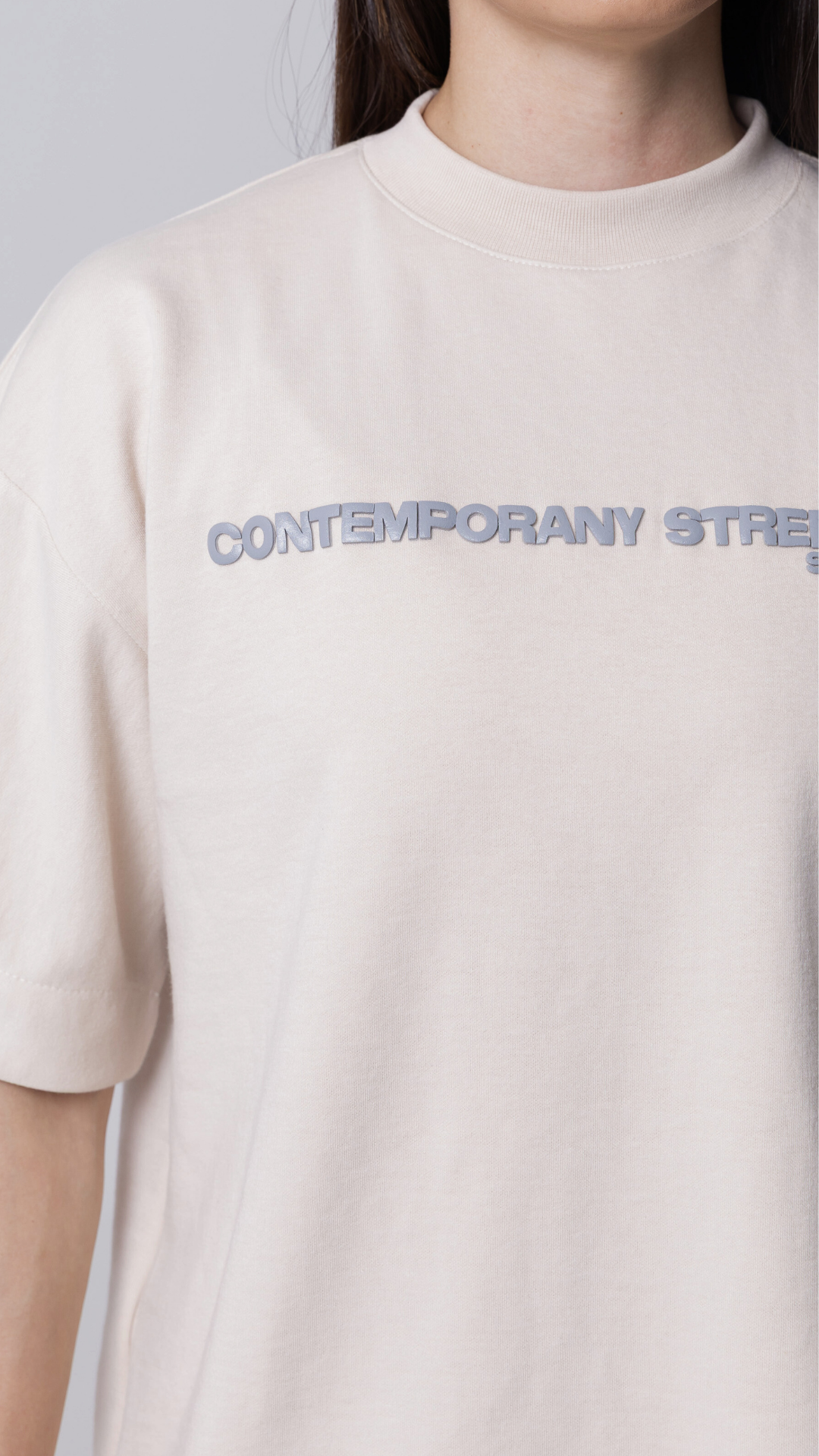 CAMISETA OVERSIZED MOLETOM CONTEMPORANY