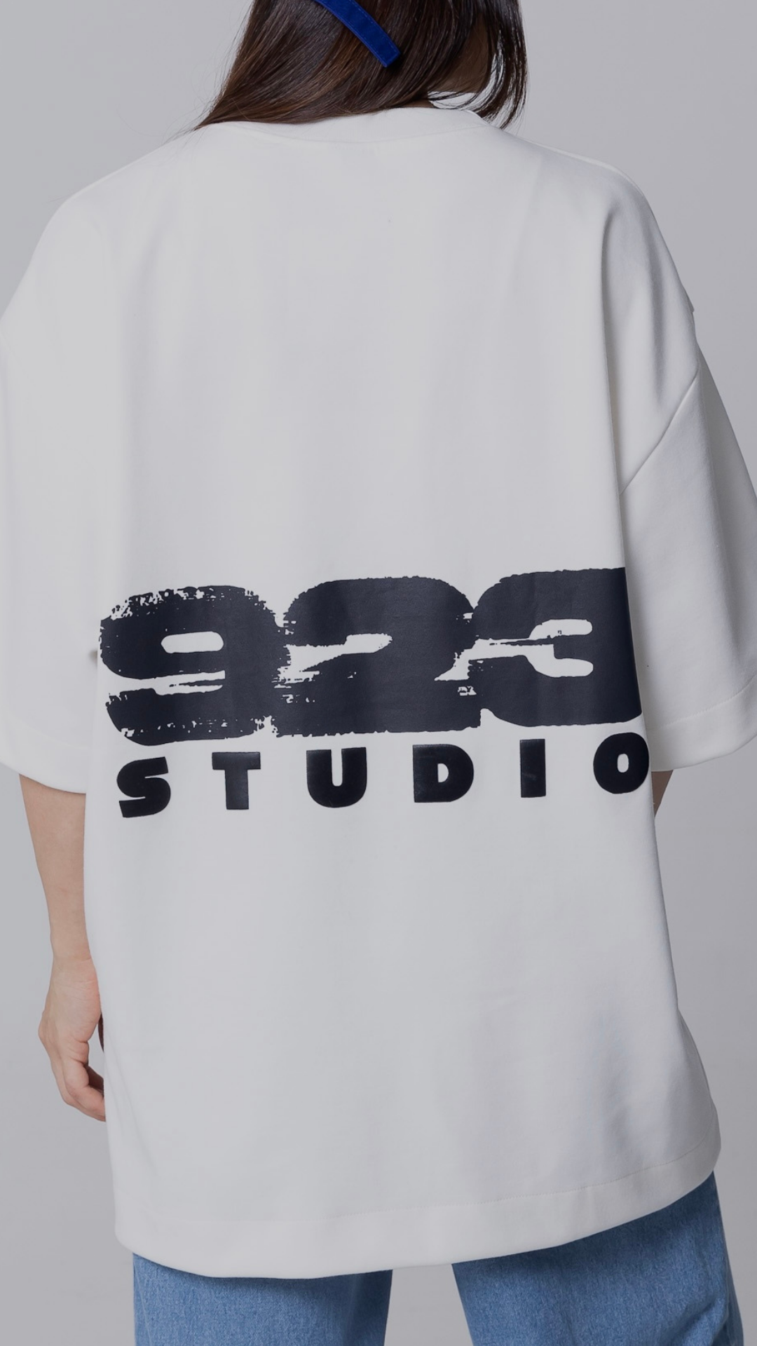 CAMISETA OVERSIZED MOLETOM OFF WHITE 923 STUDIO