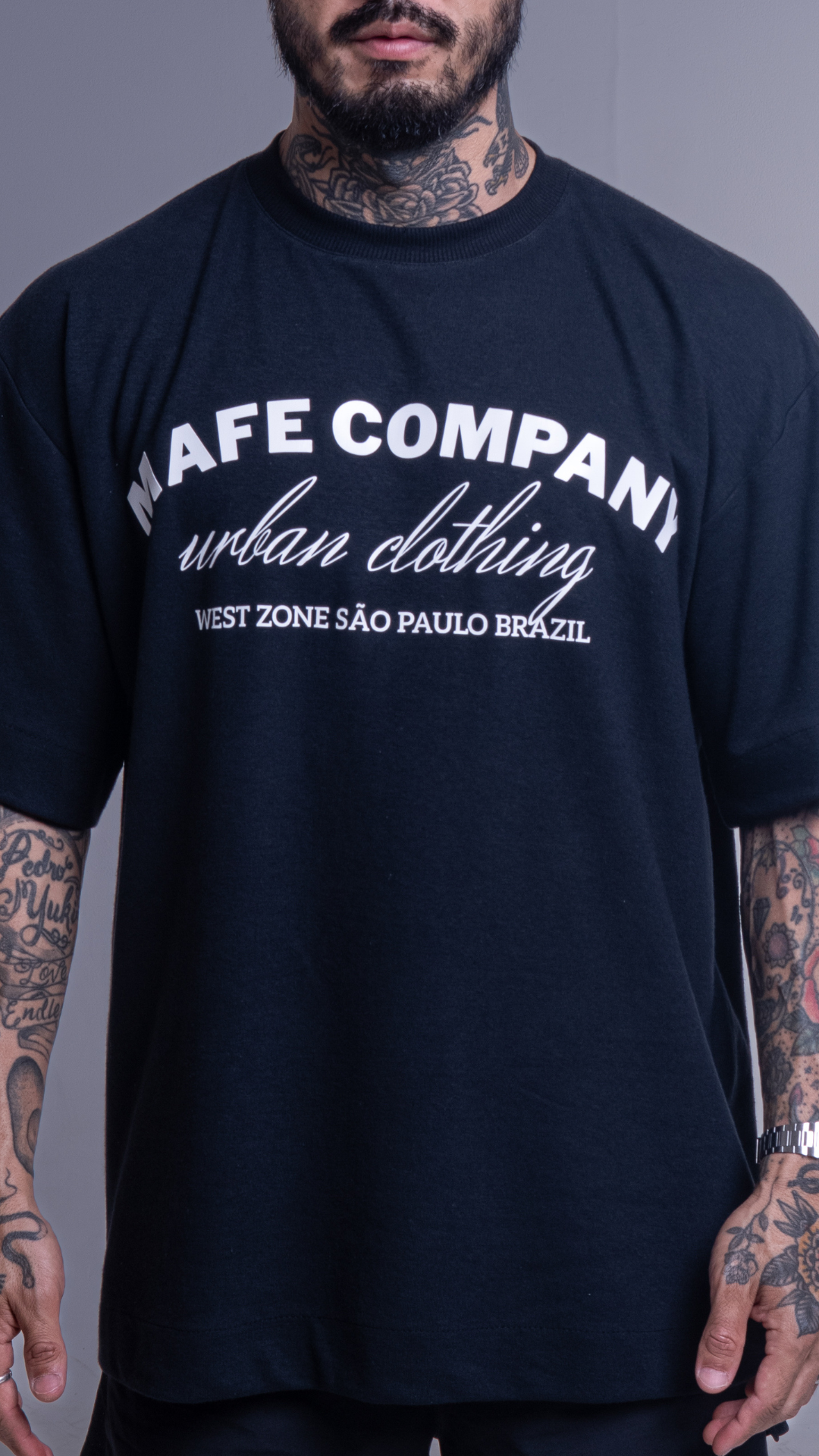 CAMISETA OVERSIZED PRETA URBAN CLOTHING