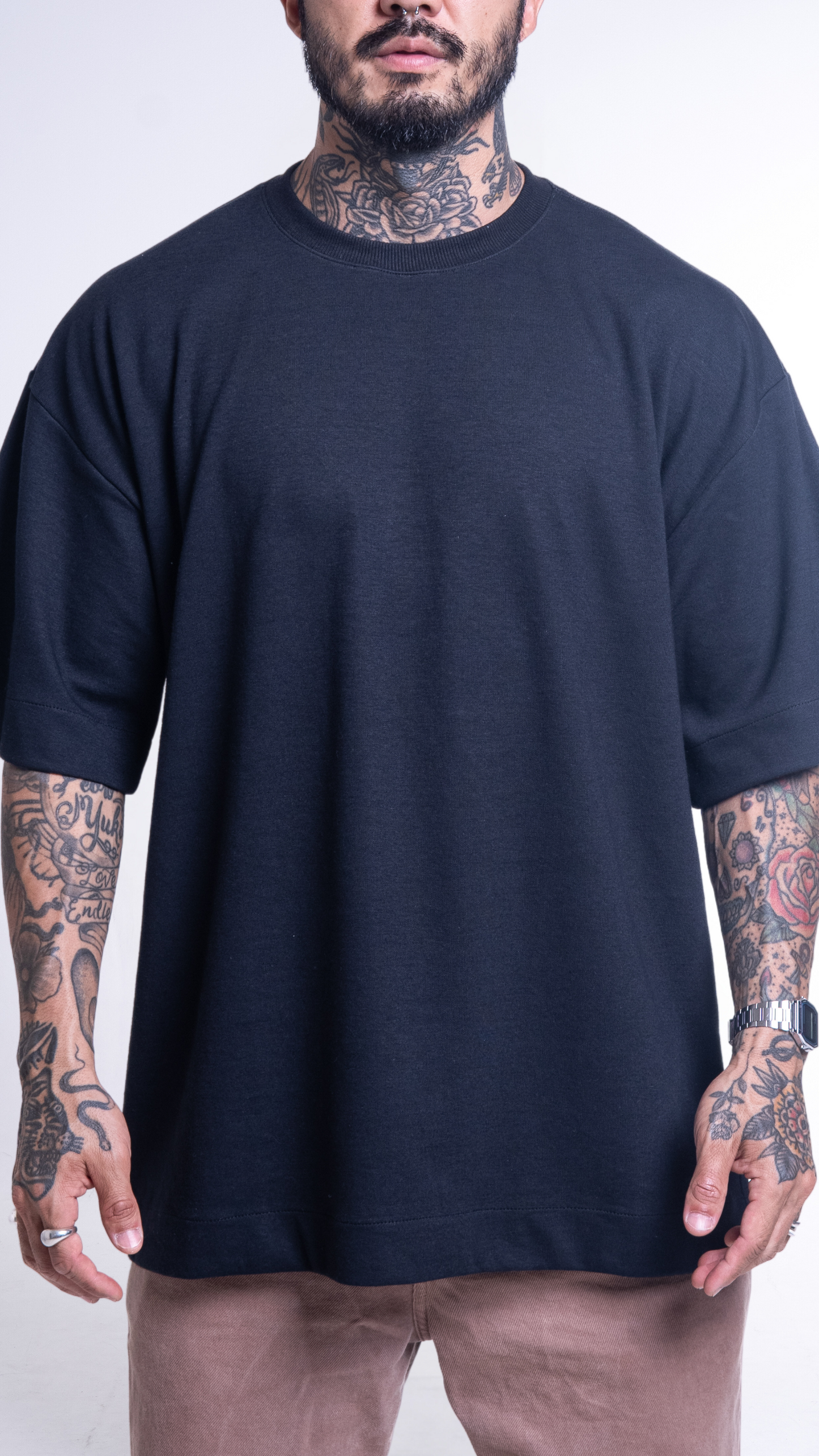 CAMISETA OVERSIZED PRETA