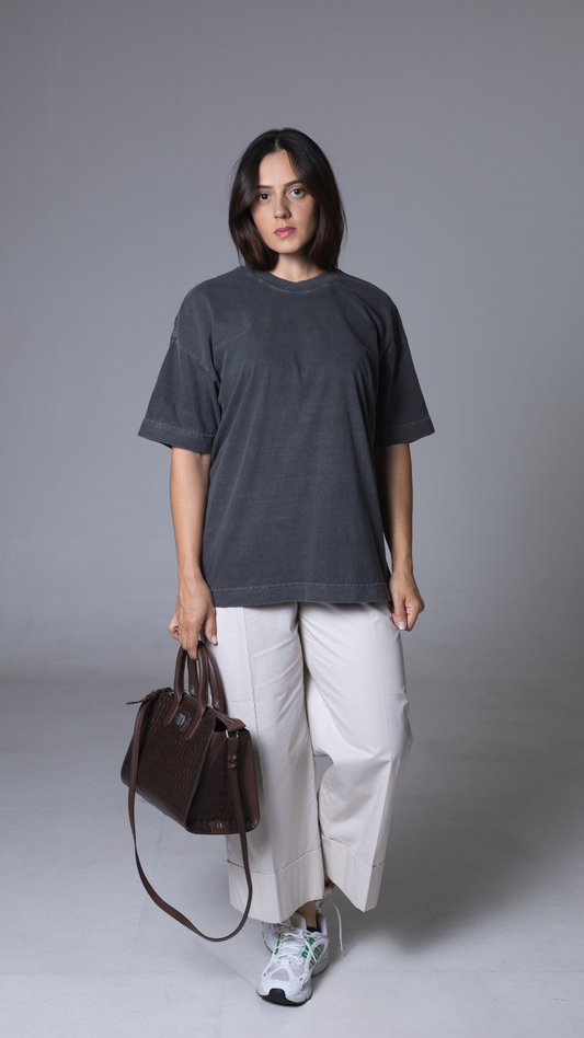 CAMISETA OVERSIZED CINZA CHUMBO ESTONADA