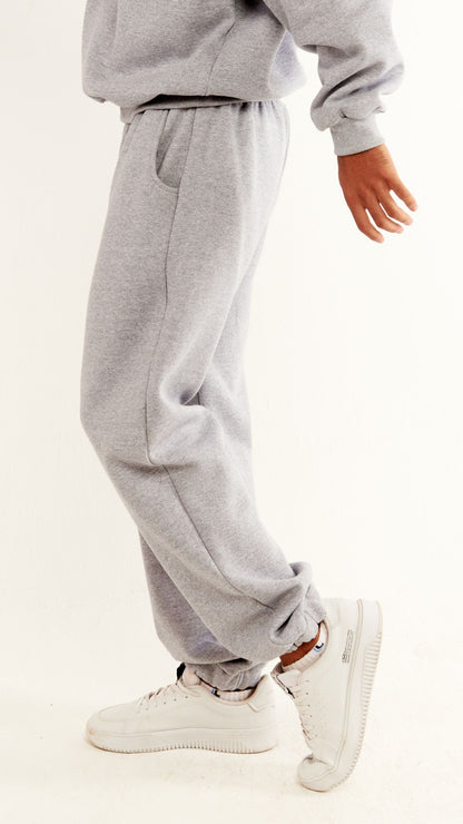 CONJUNTO DE MOLETOM UNISSEX CINZA