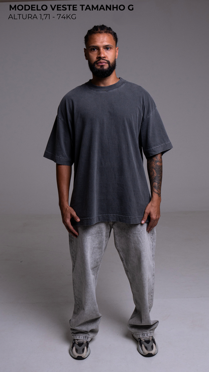 CAMISETA OVERSIZED CINZA CHUMBO