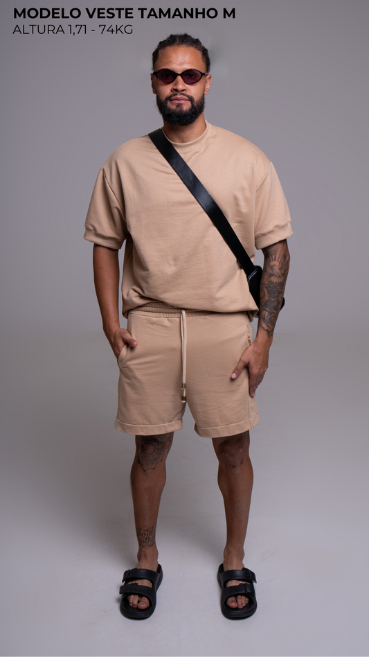 BERMUDA MOLETOM REGULAR LISA COM ELASTICO COR MOCHA