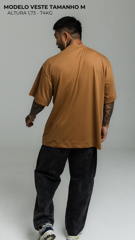 CAMISETA OVERSIZED CARAMEL