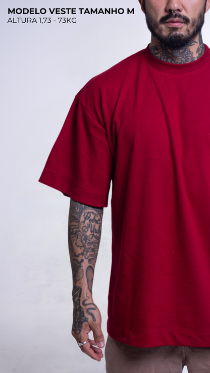 CAMISETA OVERSIZED VERMELHO RUBI