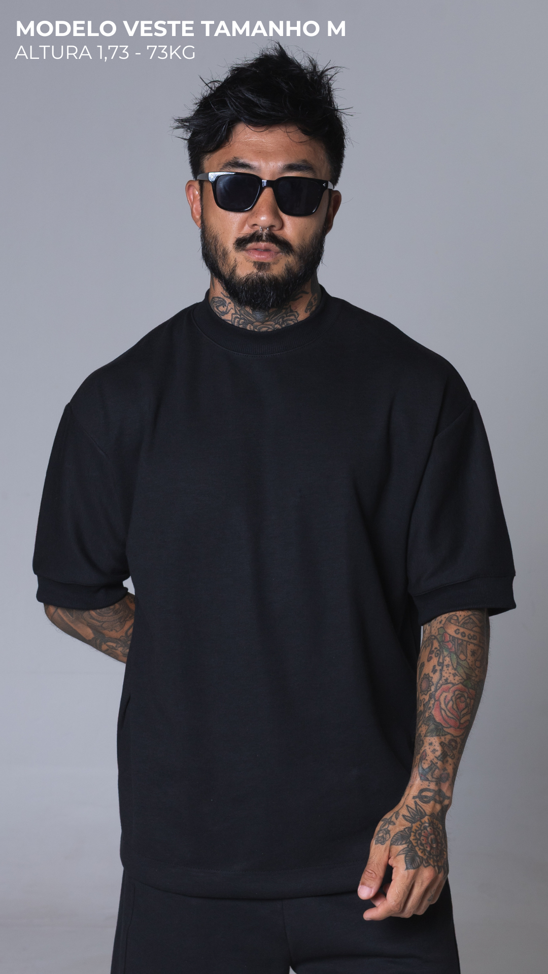 CAMISETA REGULAR FIT MOLETOM MANGA CURTA PRETA