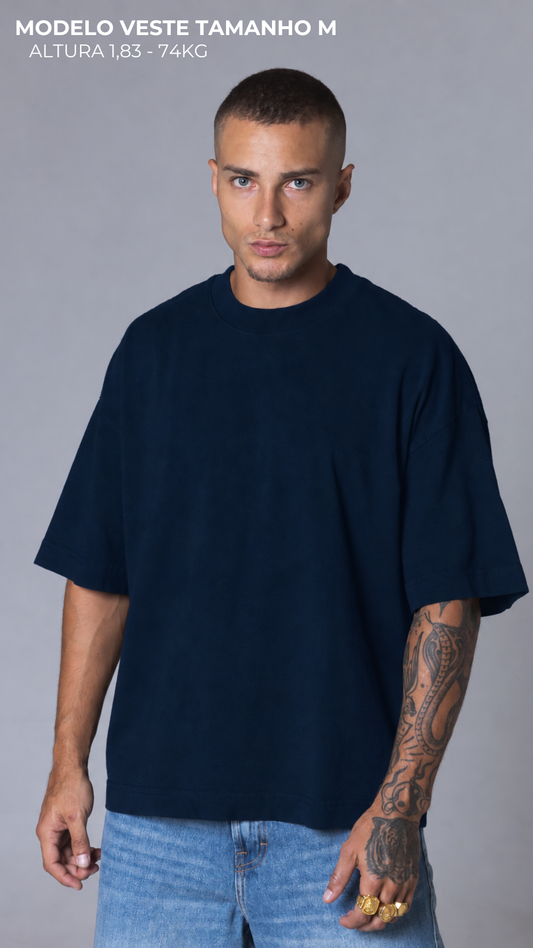 CAMISETA BOXY OVERSIZED AZUL NAVAL