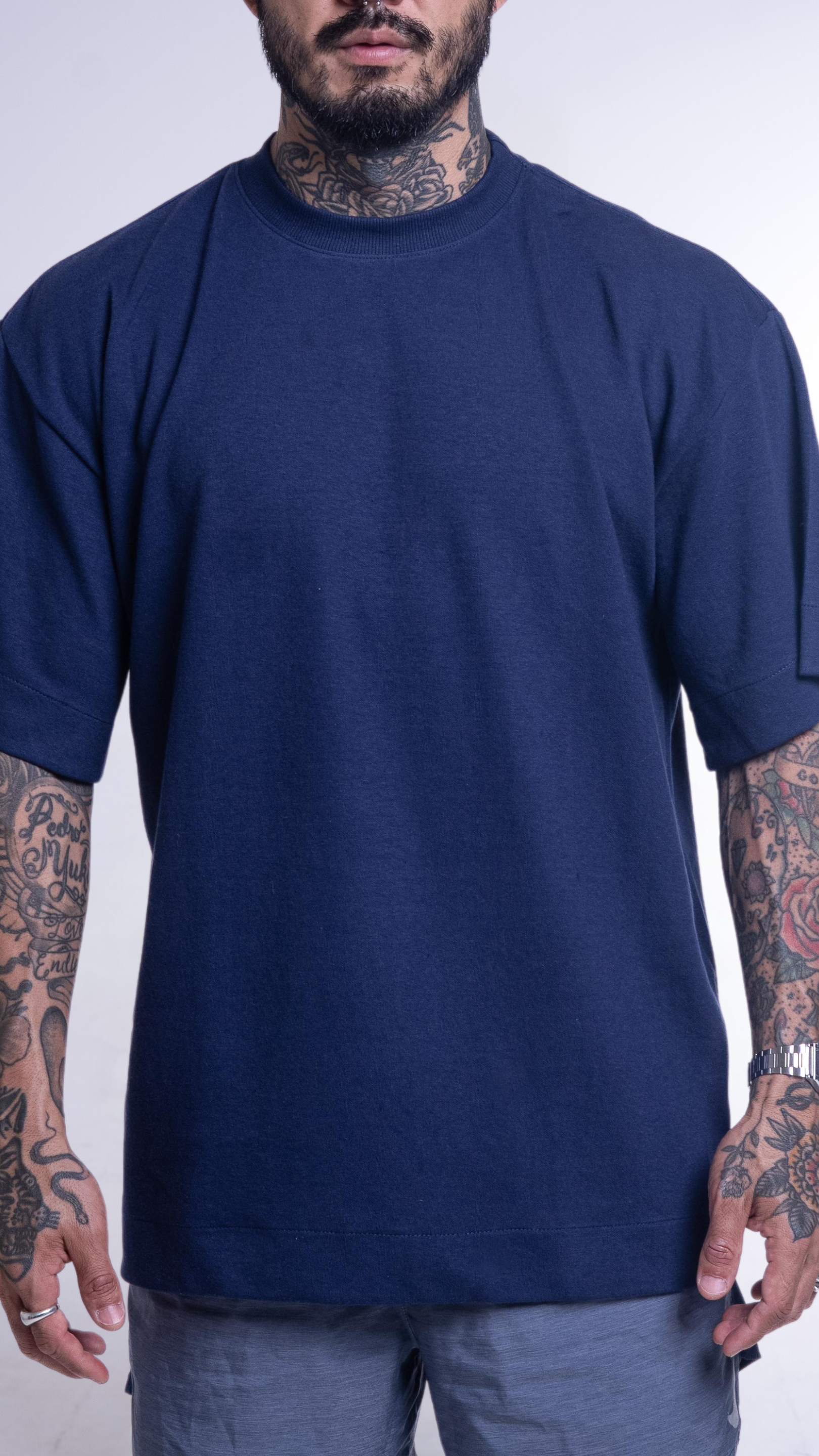 CAMISETA OVERSIZED AZUL MARINHO