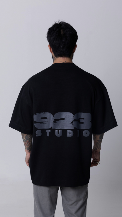 CAMISETA OVERSIZED PRETA 923 STUDIO