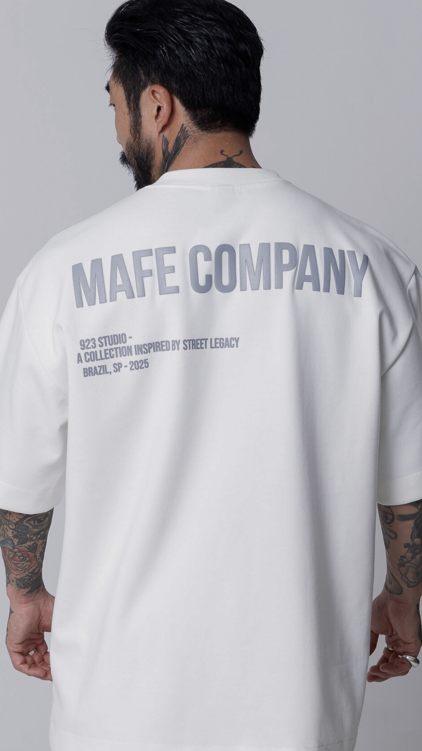 CAMISETA OVERSIZED OFF WHITE STREET LEGACY