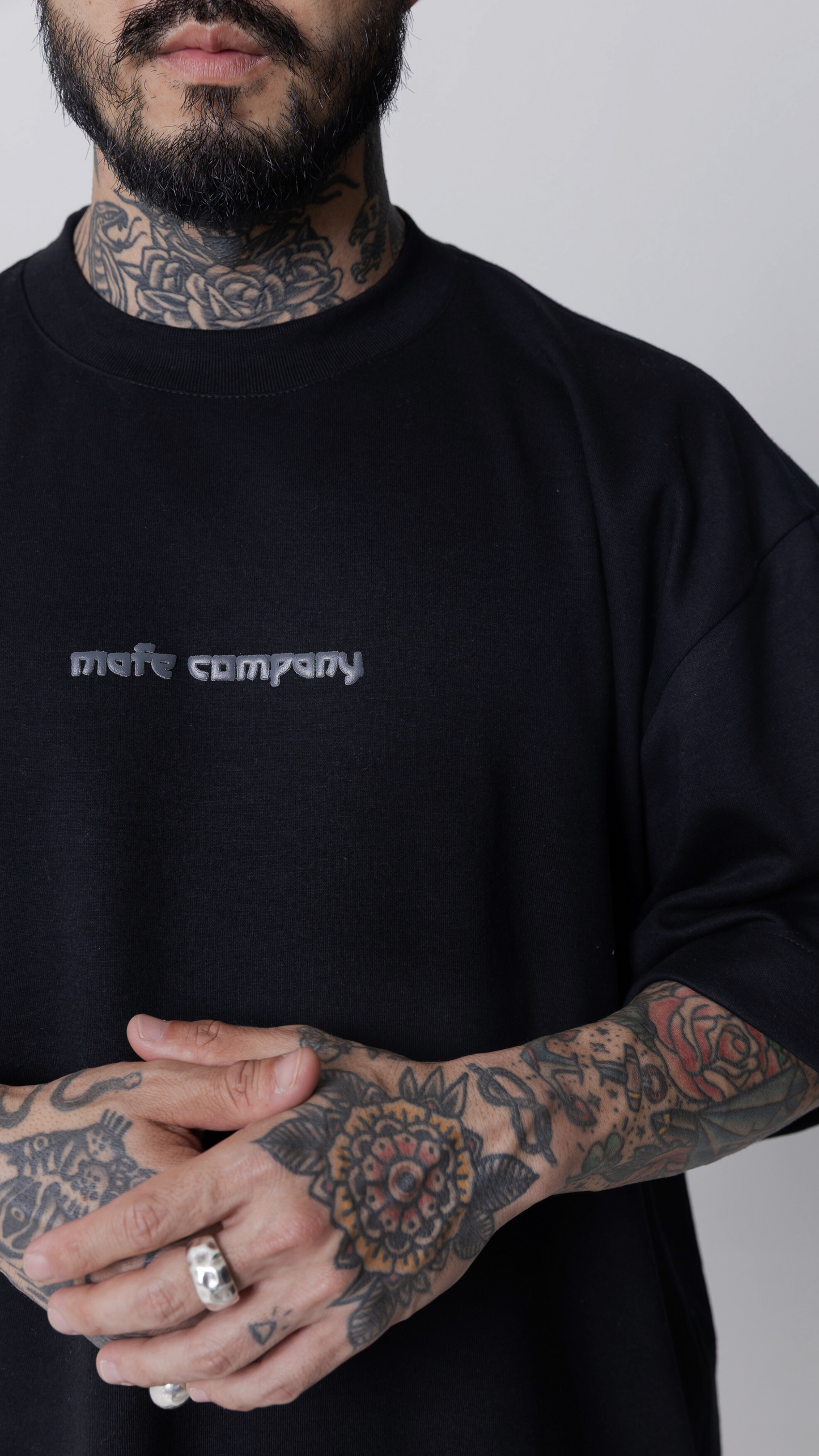 CAMISETA OVERSIZED PRETA 923 STUDIO