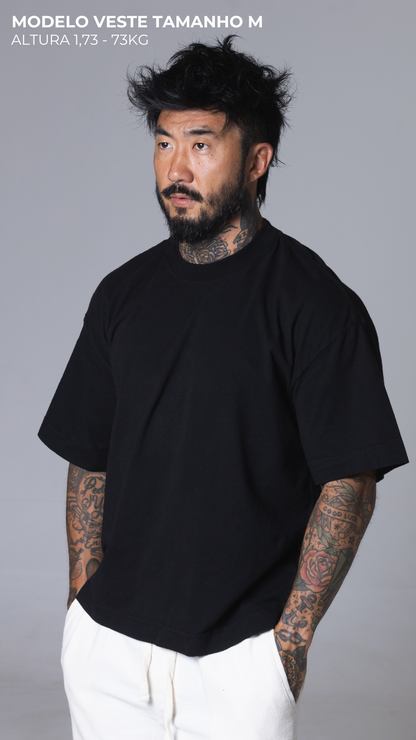 CAMISETA BOXY OVERSIZED LISA PRETA