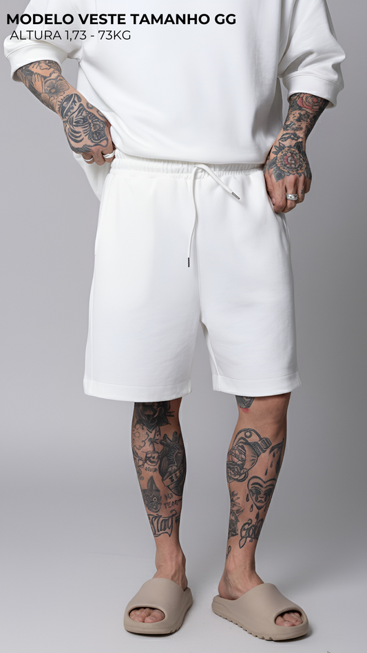 BERMUDA MOLETOM LISA OFF WHITE COM ELASTICO