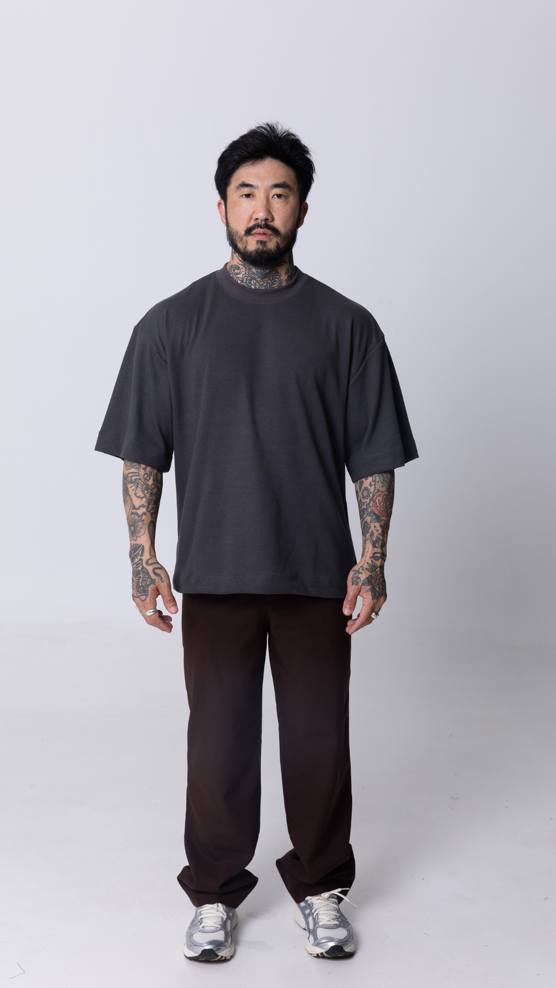 CAMISETA BOXY OVERSIZED CINZA ASFALTO