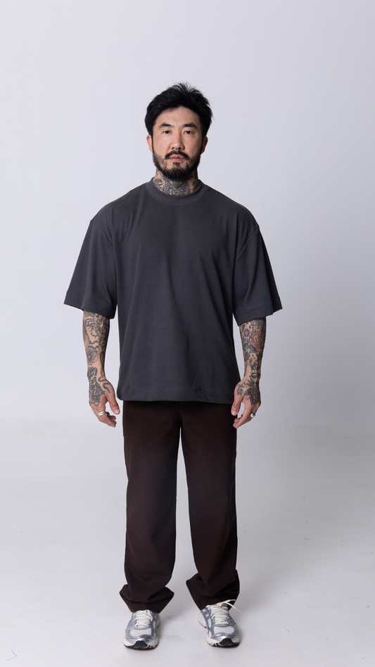 CAMISETA BOXY OVERSIZED CINZA ASFALTO