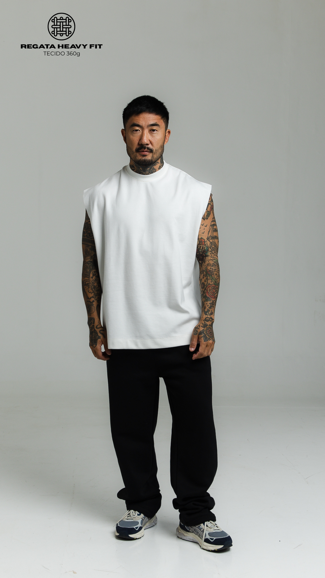 CONJUNTO CALÇA PRETA E REGATA MACHÃO OFF WHITE
