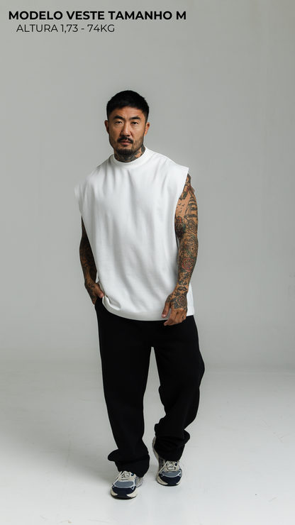 CONJUNTO CALÇA PRETA E REGATA MACHÃO OFF WHITE
