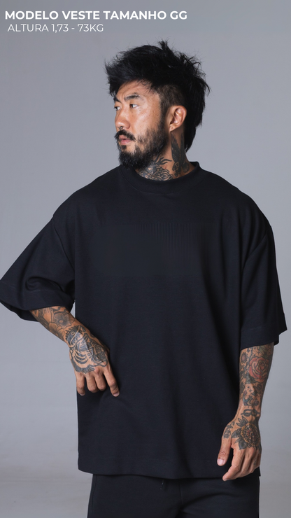 CAMISETA OVERSIZED PRETA